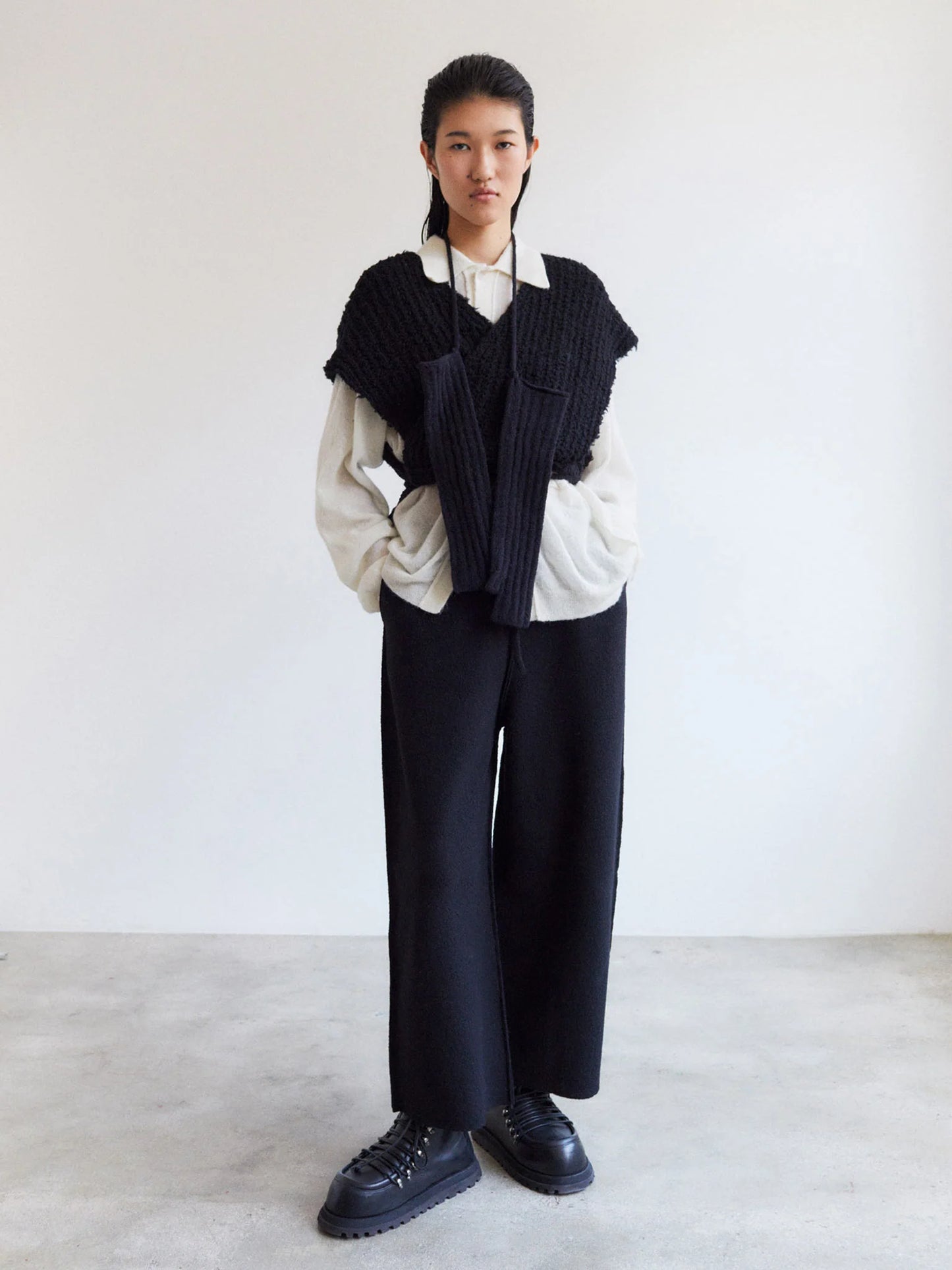 Mune wool wrap vest